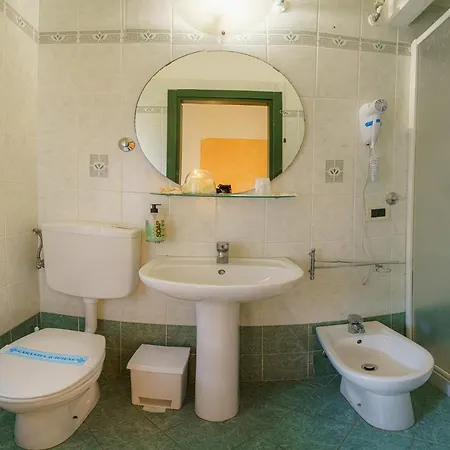 Hotel La Lampara 3*